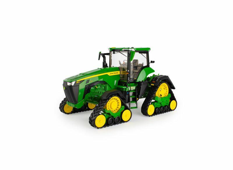 Model John Deere 8RX 370 - pohled z boku