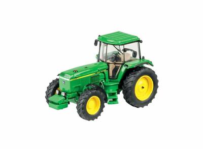 Model John Deere traktor 4955 1:87 - pohled zepředu zleva