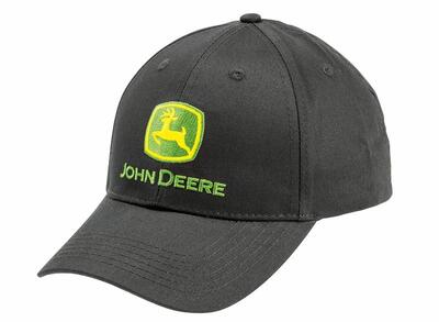 Kšiltovka John Deere černá s logem - pohled zepředu