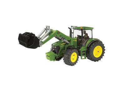 Model traktoru John Deere 7930 včetně odnímatelného čelního nakladače.