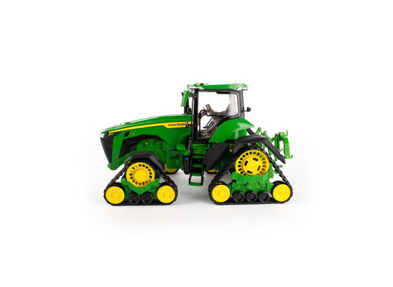 Model John Deere 8RX 370 - pohled z boku