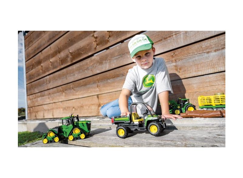 DETSKE-TRICKO-JOHN-DEERE-S-LOGEM-SVETLE-SEDE.jpg