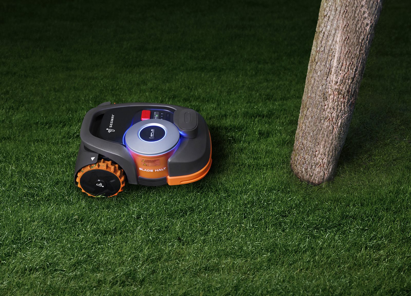 Prémiová robotická sekačka Segway Navimow H3000E