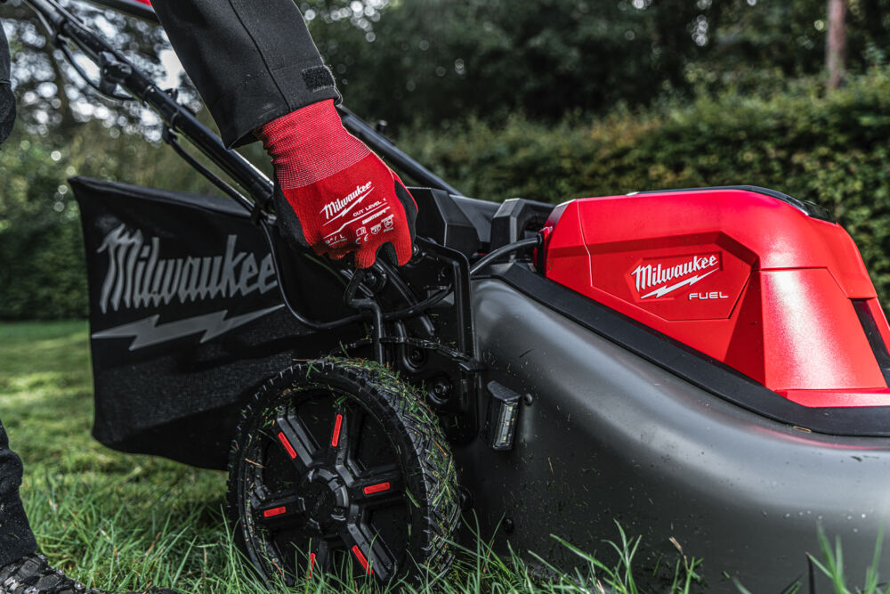 Milwaukee_M18_F2LM53_centralni_nastaveni_vysky