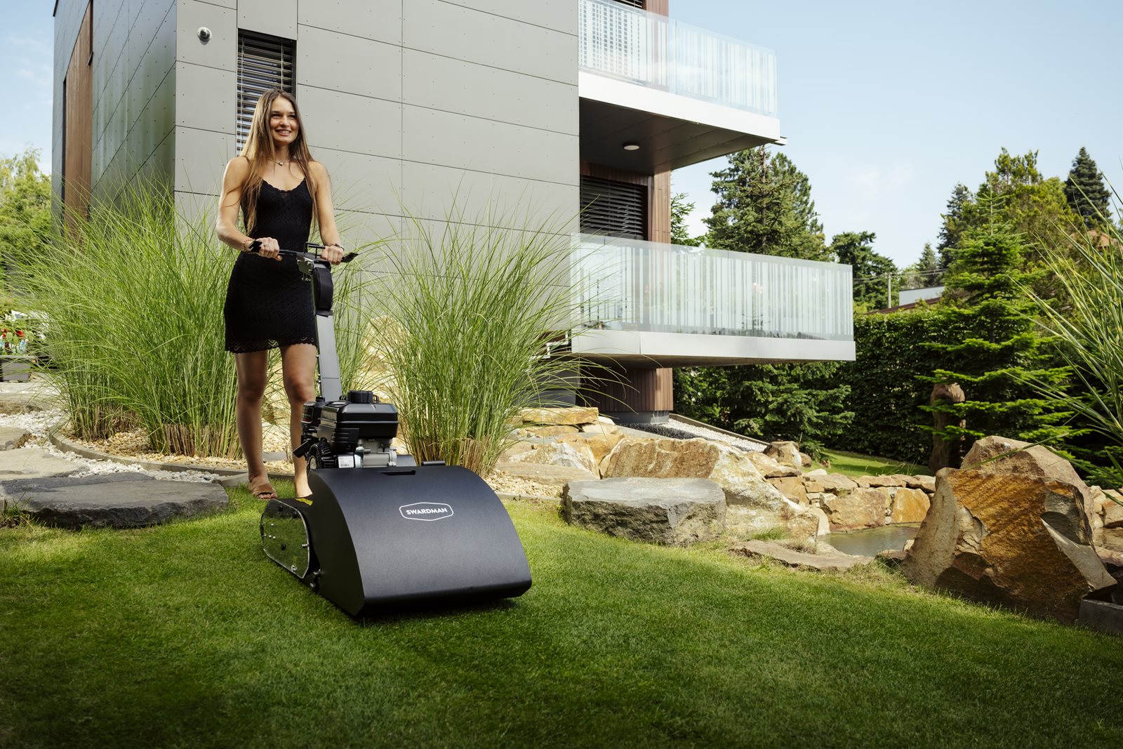 Benzínová vřetenová sekačka Swardman Edwin 2.1