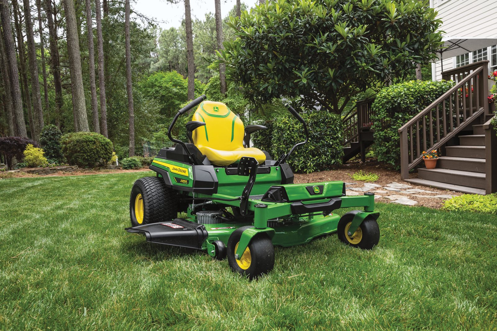 Elektrický žací stroj John Deere Z370R ZTRAK, výška sečení 25–102 mm 
